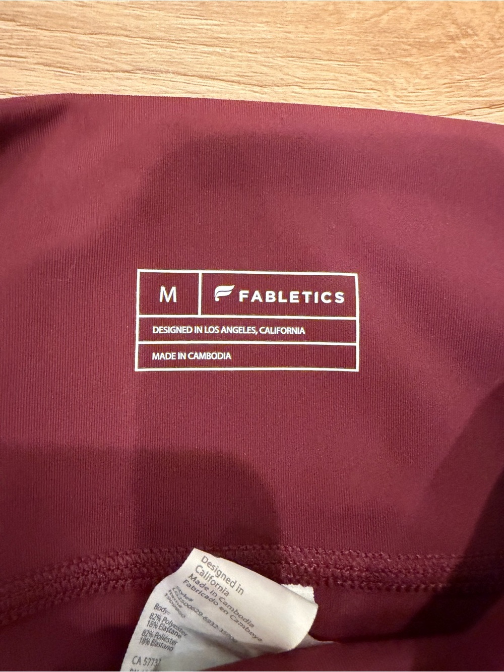 3/$15 Fabletics High-Rise Burgundy Leggings with Side Pockets - Picture 3 of 3